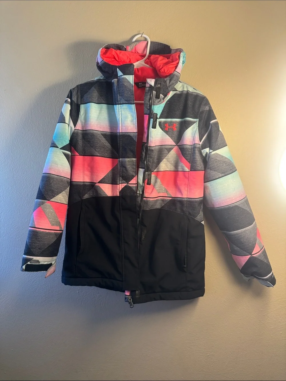 Under Armour Black Geometric Colorblock Hooded Puffer with Coral Accents